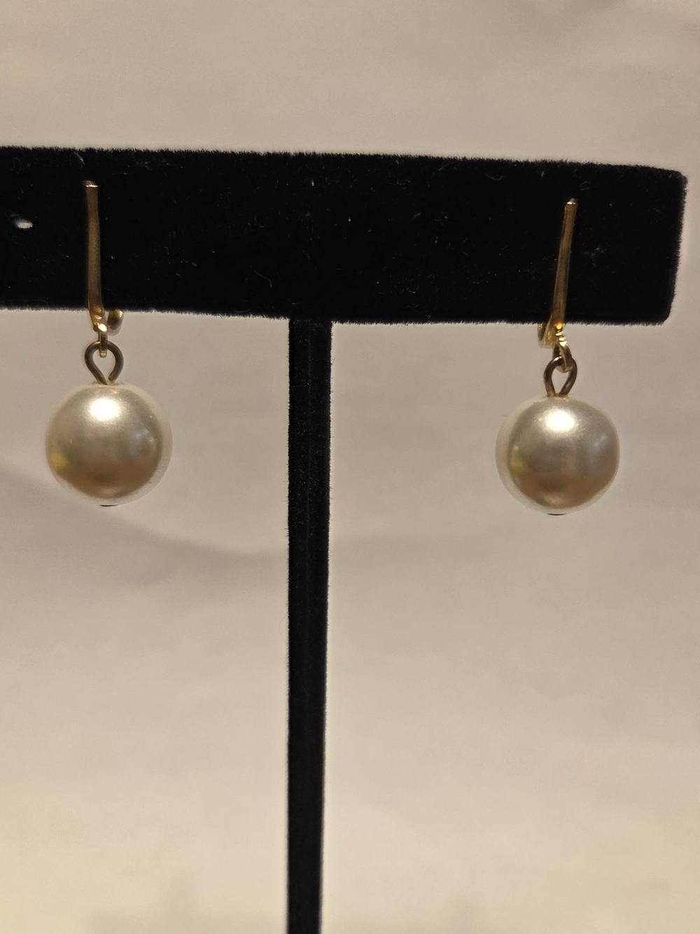 Vintage Gold Pearl Drop Clip-On Earrings